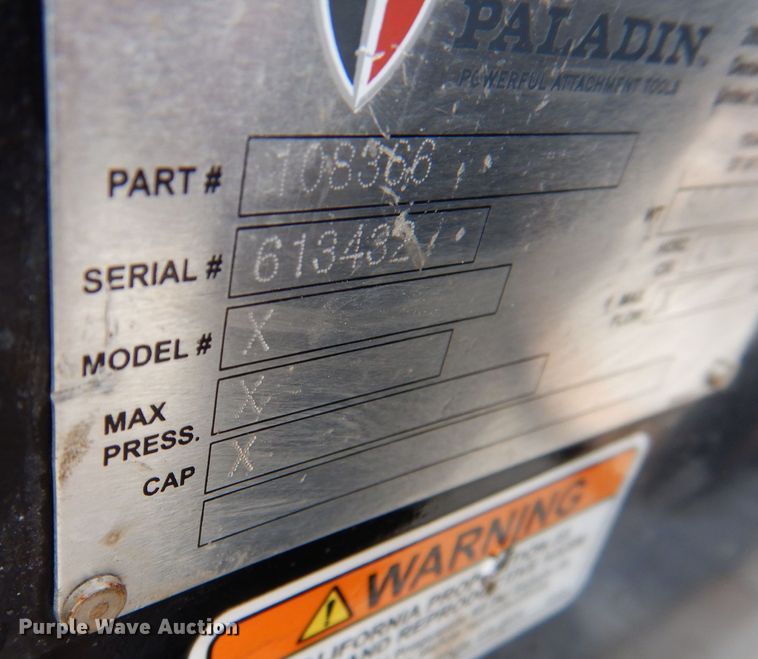 image for item MP9113 2016 Toro TX427  compact utility loader