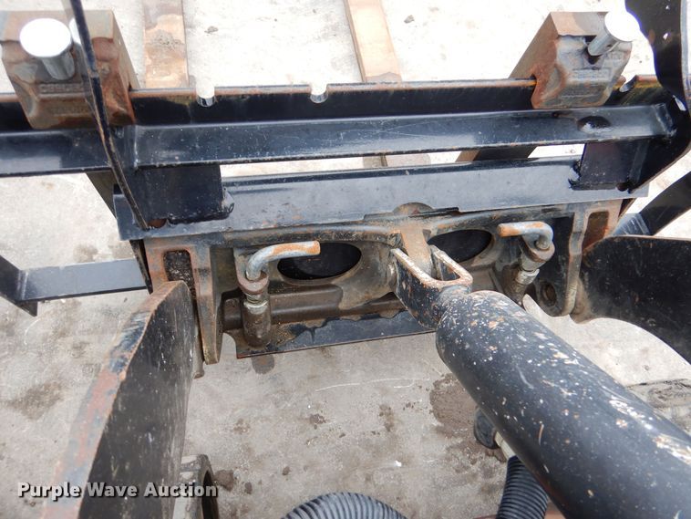 image for item MP9113 2016 Toro TX427  compact utility loader