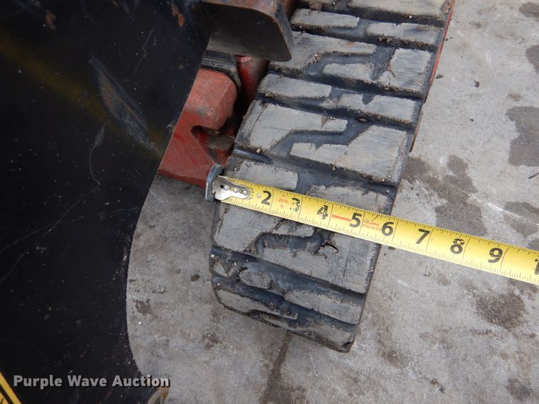 image for item MP9113 2016 Toro TX427  compact utility loader