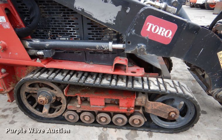 image for item MP9113 2016 Toro TX427  compact utility loader