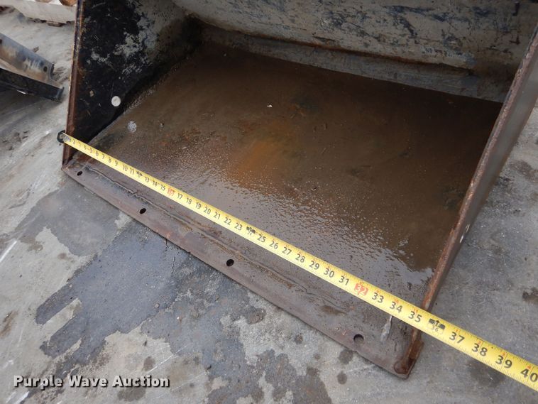 image for item MP9113 2016 Toro TX427  compact utility loader