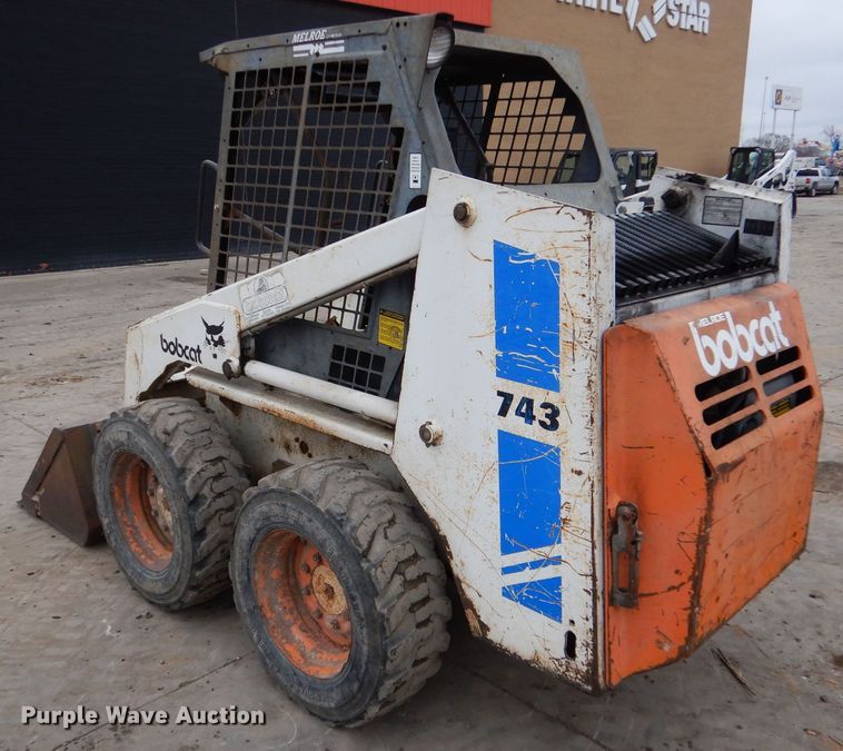 image for item MP9146 1988 Bobcat 743  skid steer loader