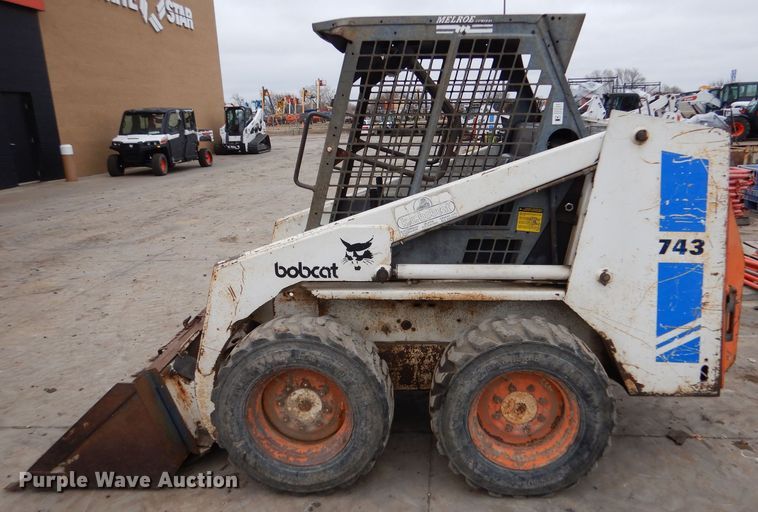 image for item MP9146 1988 Bobcat 743  skid steer loader