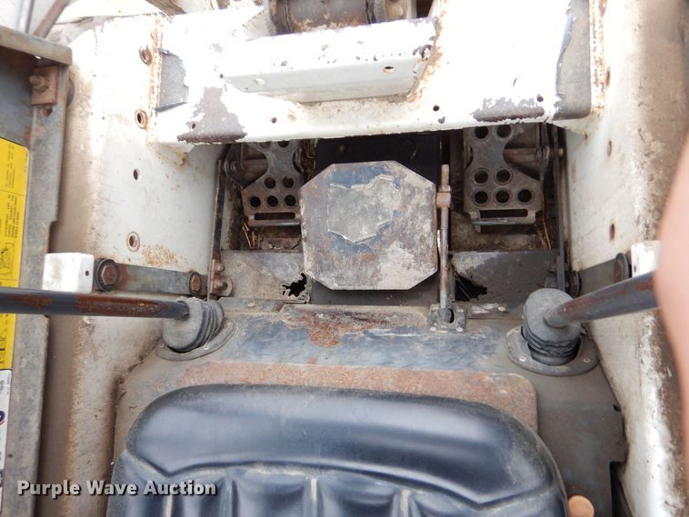 image for item MP9146 1988 Bobcat 743  skid steer loader