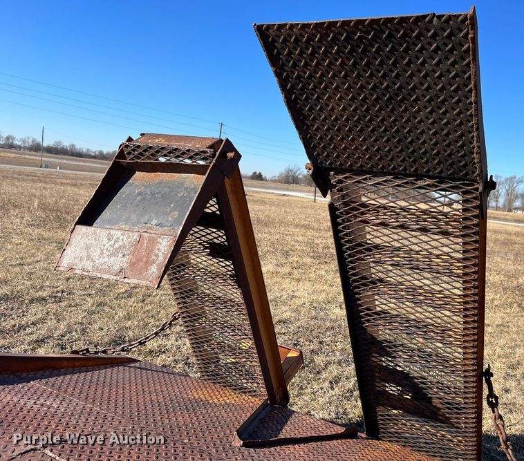 image for item MW9472 1989 Redi Haul FSL1427E  equipment trailer