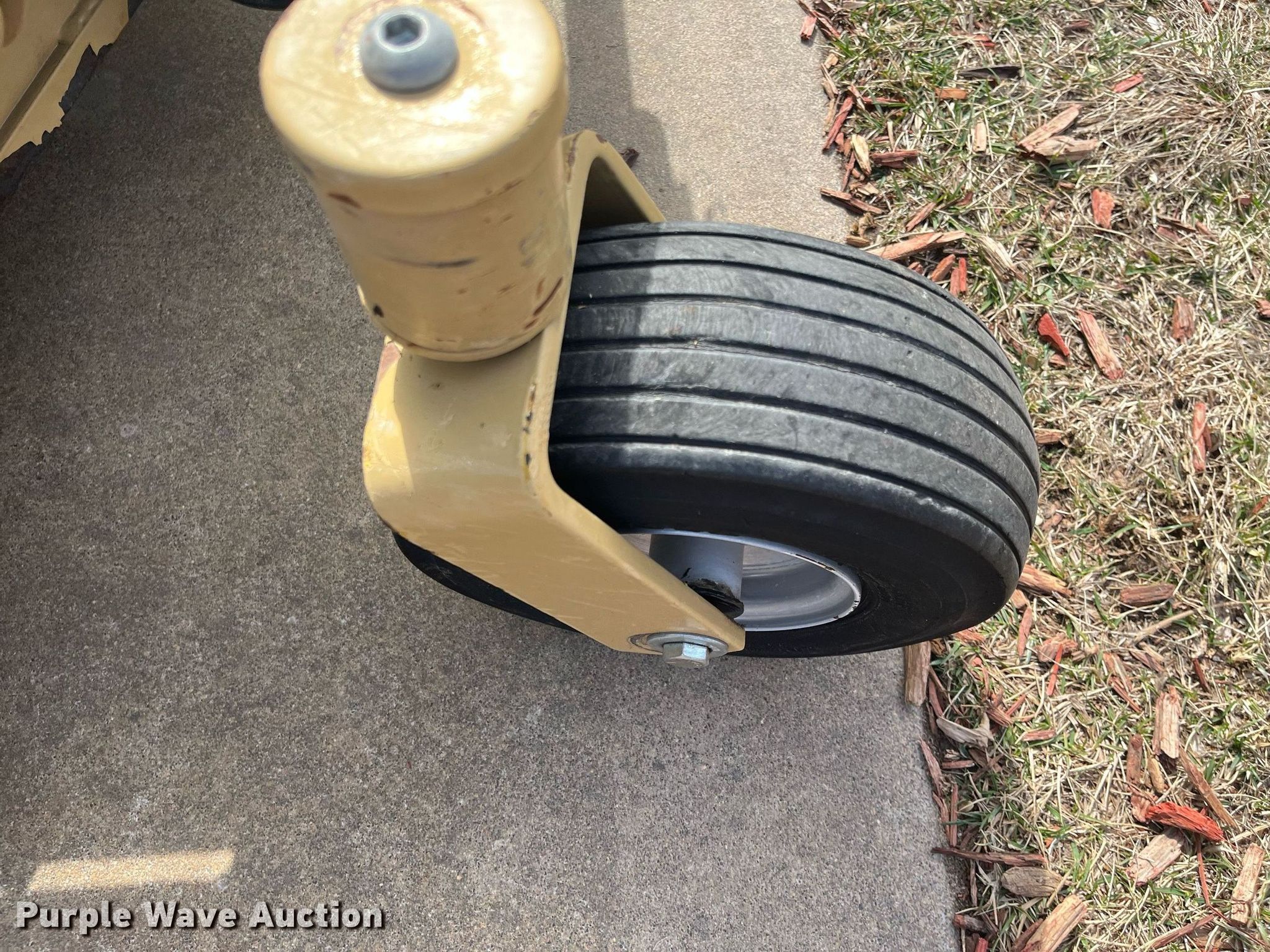 2005 Land Pride Razor Z52 ZTR lawn mower in Sedgwick, KS Item MD9563