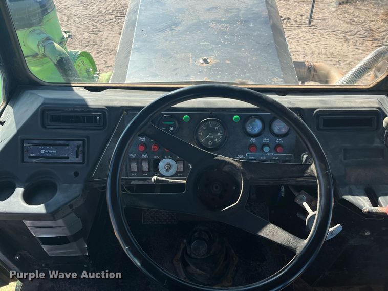 image for item DG5403 Steiger Panther III ST325  4WD tractor