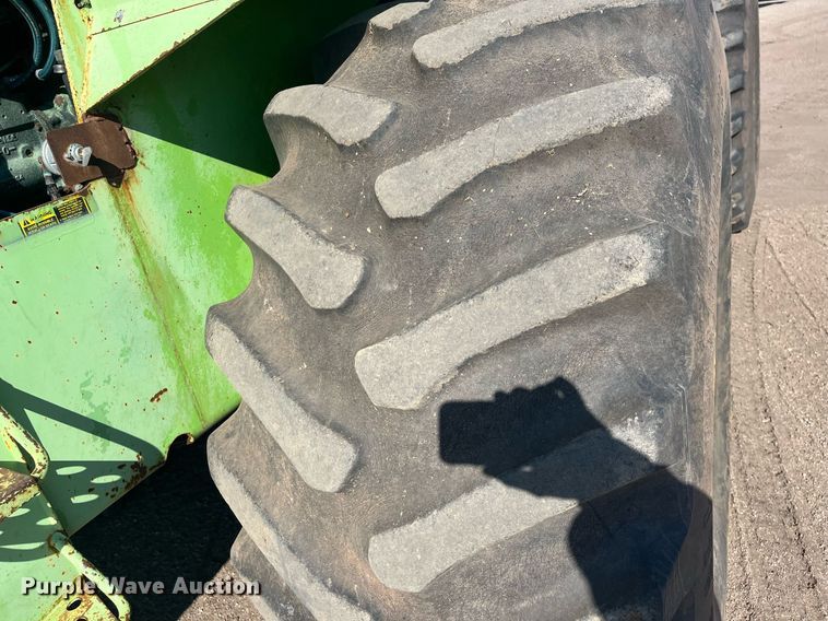 image for item DG5403 Steiger Panther III ST325  4WD tractor