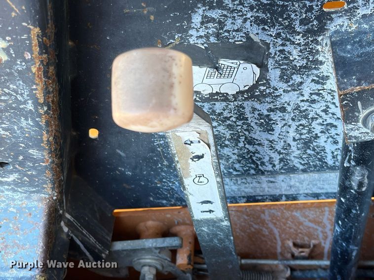 image for item DG5434 2003 Case 85XT  skid steer loader