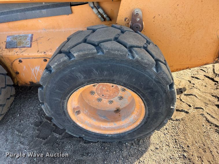 image for item DG5434 2003 Case 85XT  skid steer loader