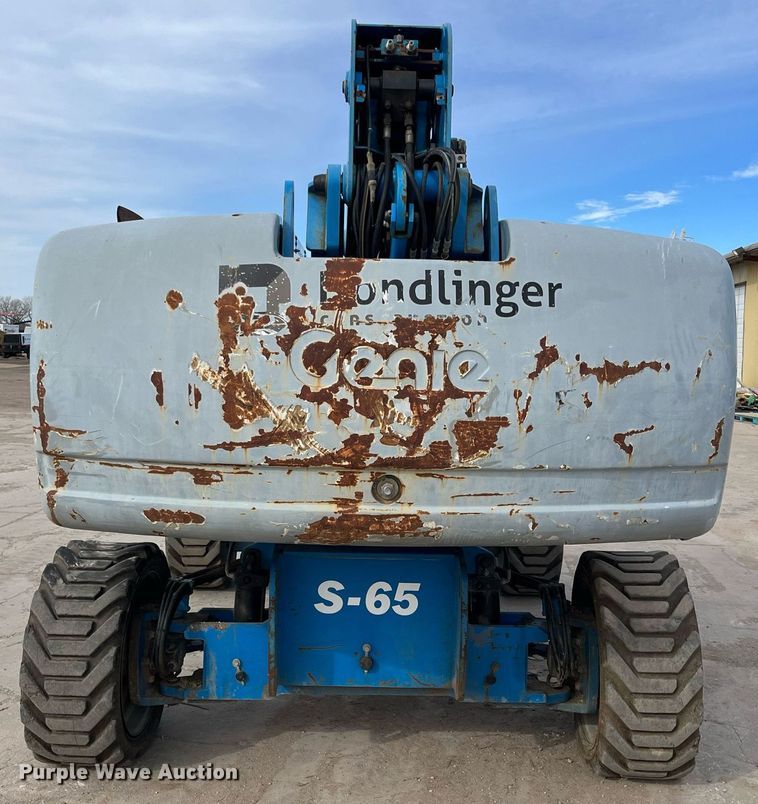 image for item DG5442 2008 Genie S-65  boom lift