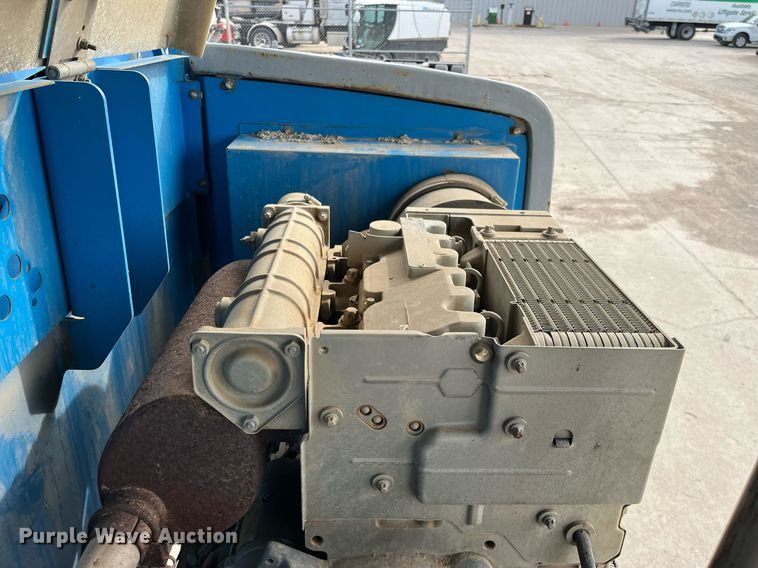 image for item DG5442 2008 Genie S-65  boom lift