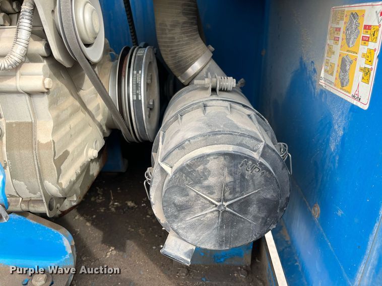 image for item DG5442 2008 Genie S-65  boom lift