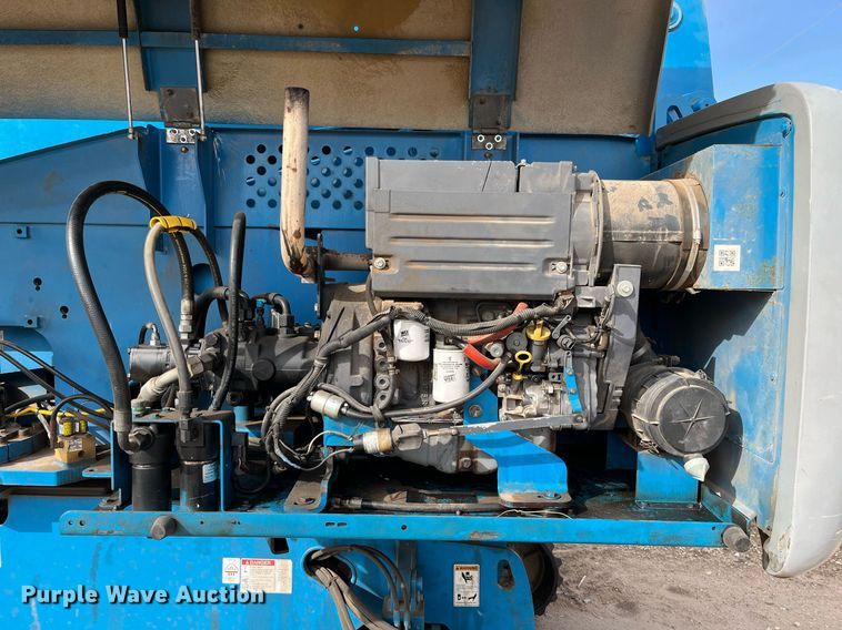 image for item DG5445 2009 Genie S-65TRAX  boom lift