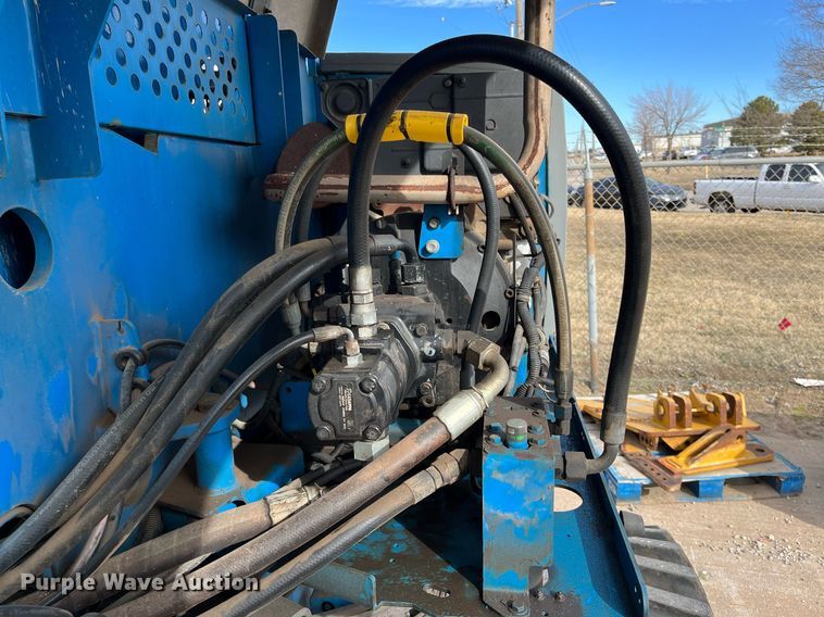 image for item DG5445 2009 Genie S-65TRAX  boom lift