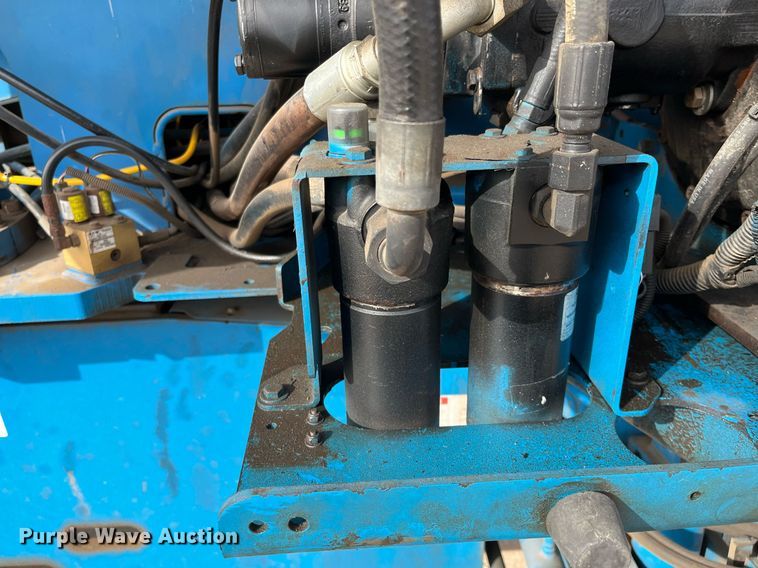 image for item DG5445 2009 Genie S-65TRAX  boom lift