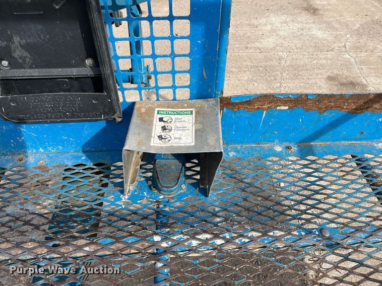 image for item DG5445 2009 Genie S-65TRAX  boom lift