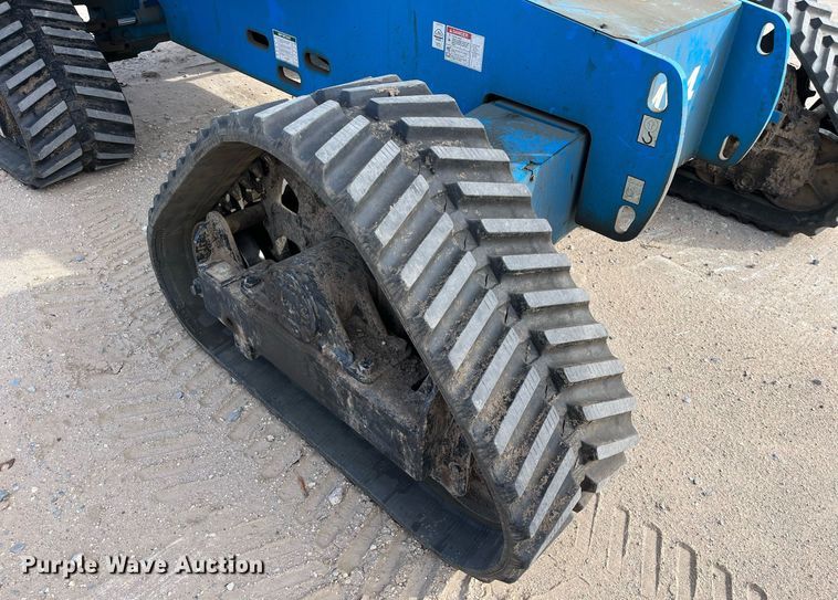 image for item DG5445 2009 Genie S-65TRAX  boom lift