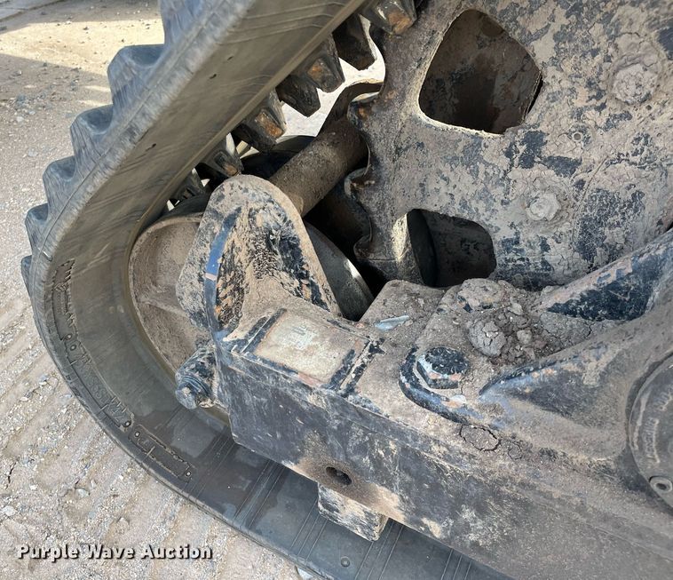 image for item DG5445 2009 Genie S-65TRAX  boom lift