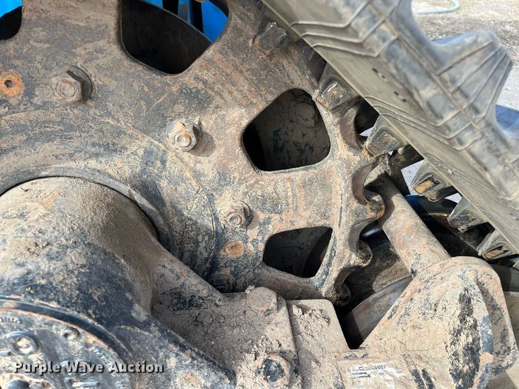 image for item DG5445 2009 Genie S-65TRAX  boom lift