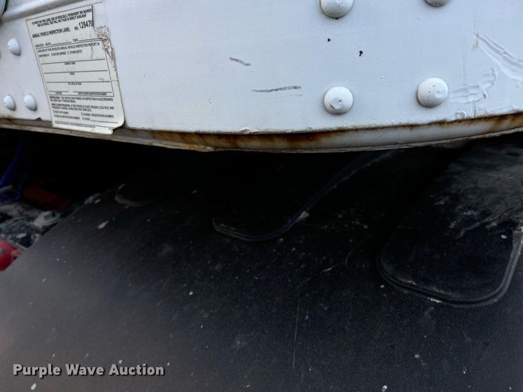 image for item DG5446 1978 Hobbs A8-8576-45  dry van trailer