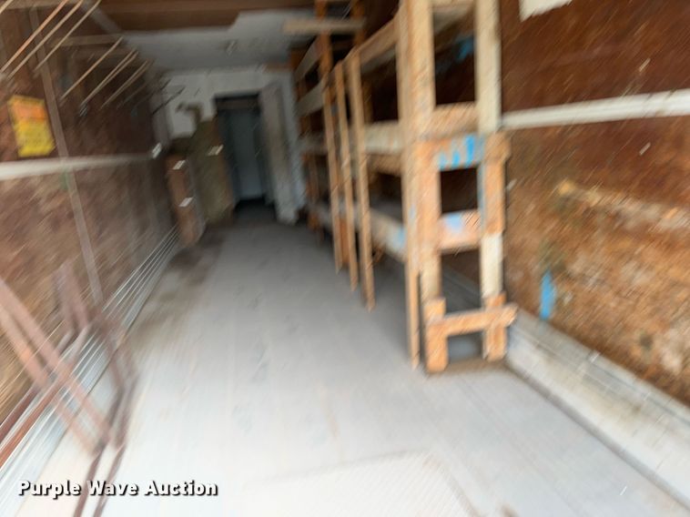 image for item DG5446 1978 Hobbs A8-8576-45  dry van trailer