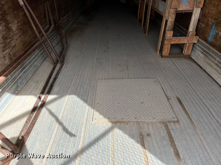 image for item DG5446 1978 Hobbs A8-8576-45  dry van trailer