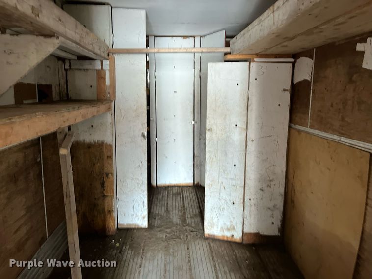 image for item DG5446 1978 Hobbs A8-8576-45  dry van trailer