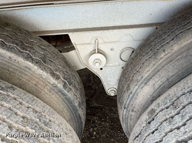 image for item DG5446 1978 Hobbs A8-8576-45  dry van trailer