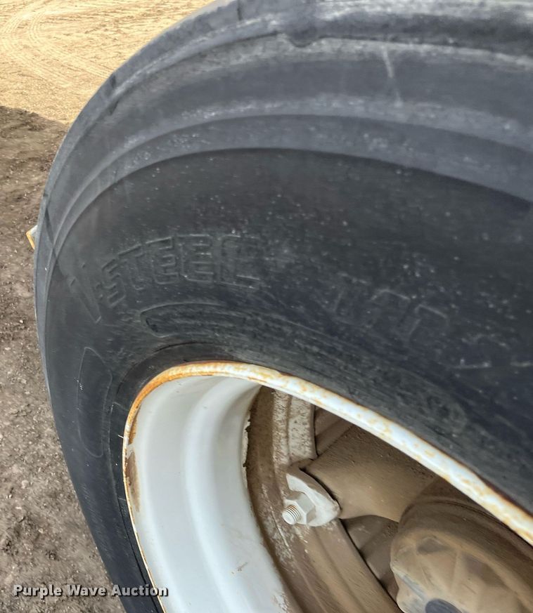 image for item DG5446 1978 Hobbs A8-8576-45  dry van trailer