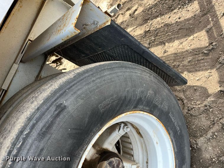 image for item DG5446 1978 Hobbs A8-8576-45  dry van trailer