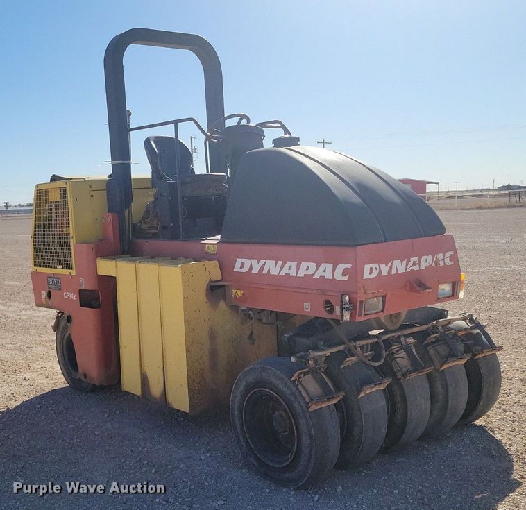 image for item DK0392 Dynapac CP142  pneumatic roller