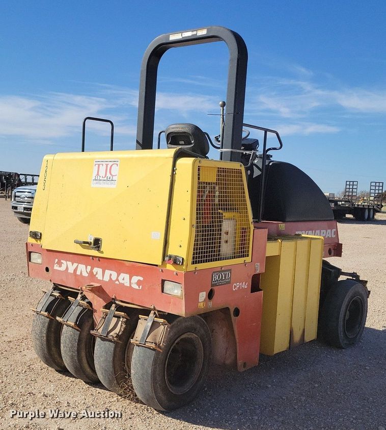 image for item DK0392 Dynapac CP142  pneumatic roller