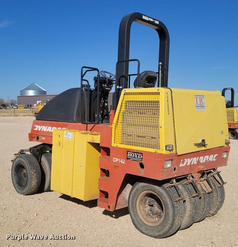 image for item DK0392 Dynapac CP142  pneumatic roller