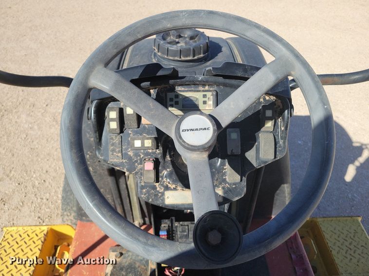 image for item DK0393 2010 Dynapac CP142  pneumatic roller