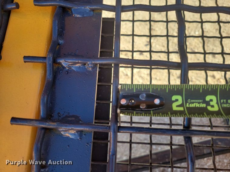 image for item DK0394 Paladin Industrial US70  vibratory screen