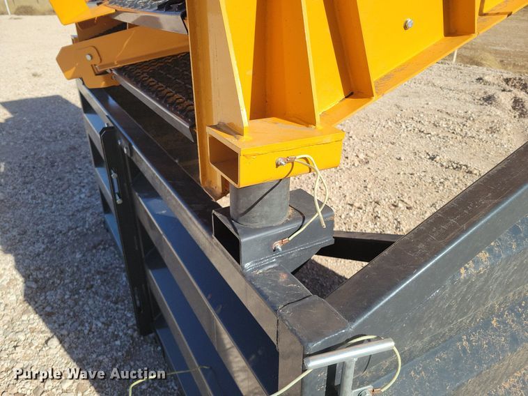 image for item DK0394 Paladin Industrial US70  vibratory screen