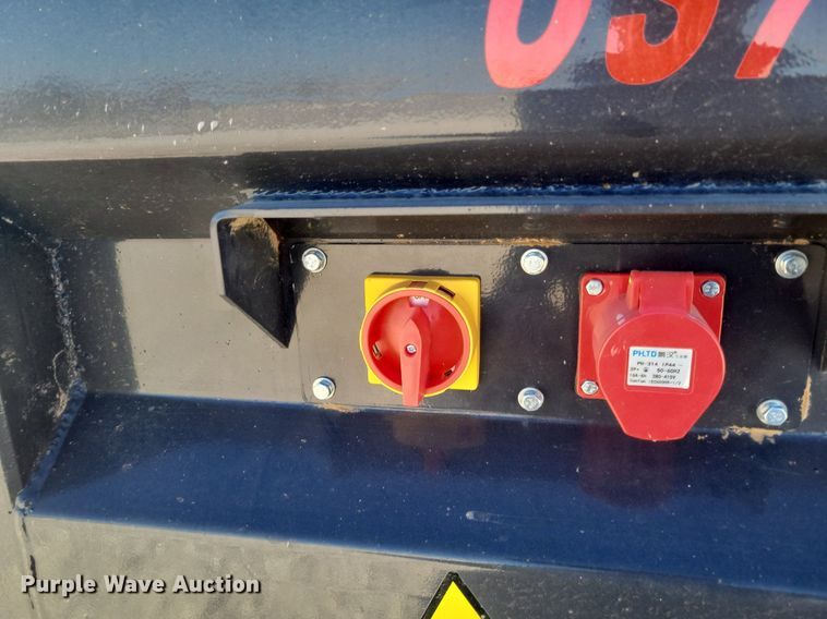 image for item DK0394 Paladin Industrial US70  vibratory screen