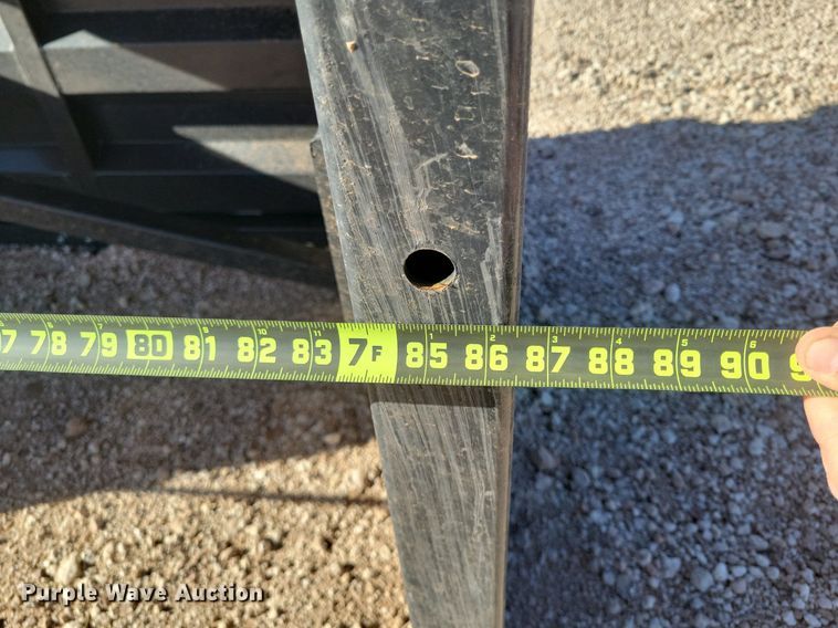 image for item DK0394 Paladin Industrial US70  vibratory screen