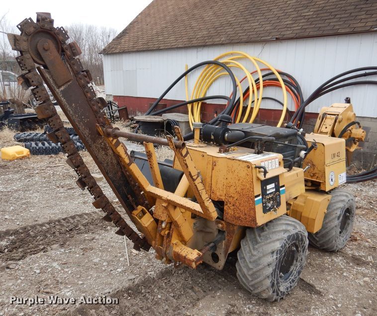 image for item DK5158 1999 Vermeer LM42  cable plow