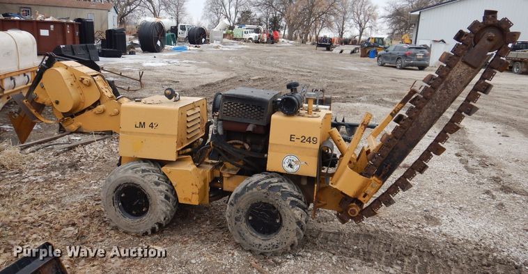 image for item DK5158 1999 Vermeer LM42  cable plow