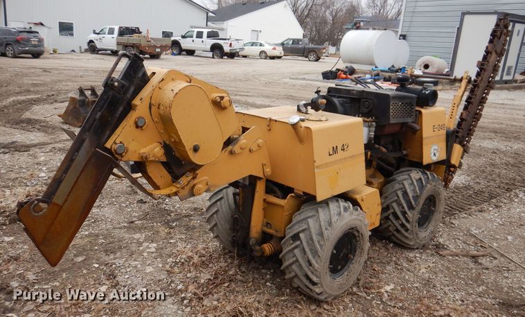 image for item DK5158 1999 Vermeer LM42  cable plow