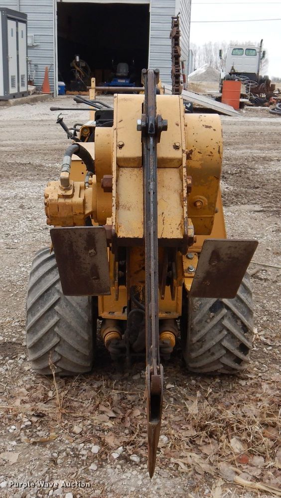 image for item DK5158 1999 Vermeer LM42  cable plow