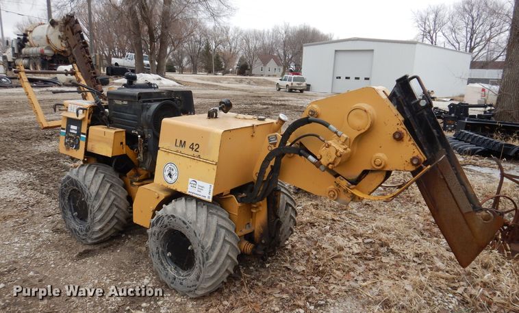 image for item DK5158 1999 Vermeer LM42  cable plow