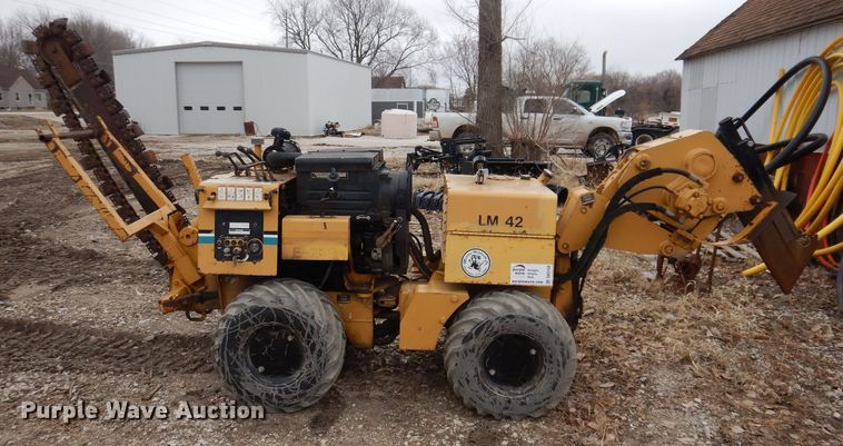 image for item DK5158 1999 Vermeer LM42  cable plow