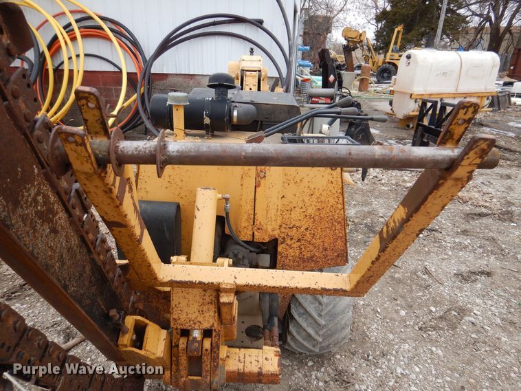 image for item DK5158 1999 Vermeer LM42  cable plow