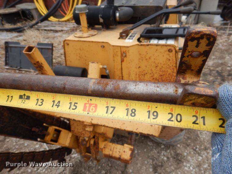 image for item DK5158 1999 Vermeer LM42  cable plow