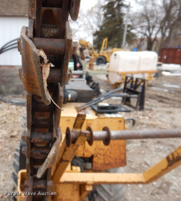 image for item DK5158 1999 Vermeer LM42  cable plow