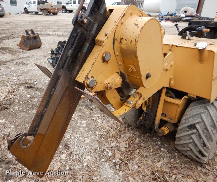 image for item DK5158 1999 Vermeer LM42  cable plow