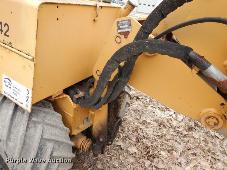 image for item DK5158 1999 Vermeer LM42  cable plow